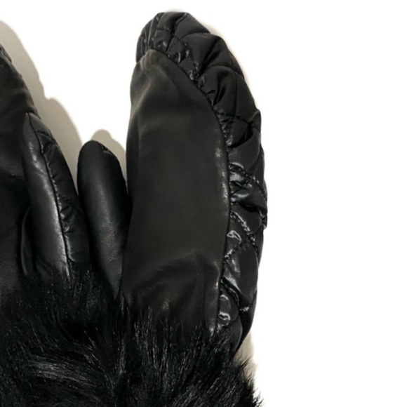 UGG Black Quilted Shearling-Trim Touchscreen Mittens NWT - Picture 9 of 15